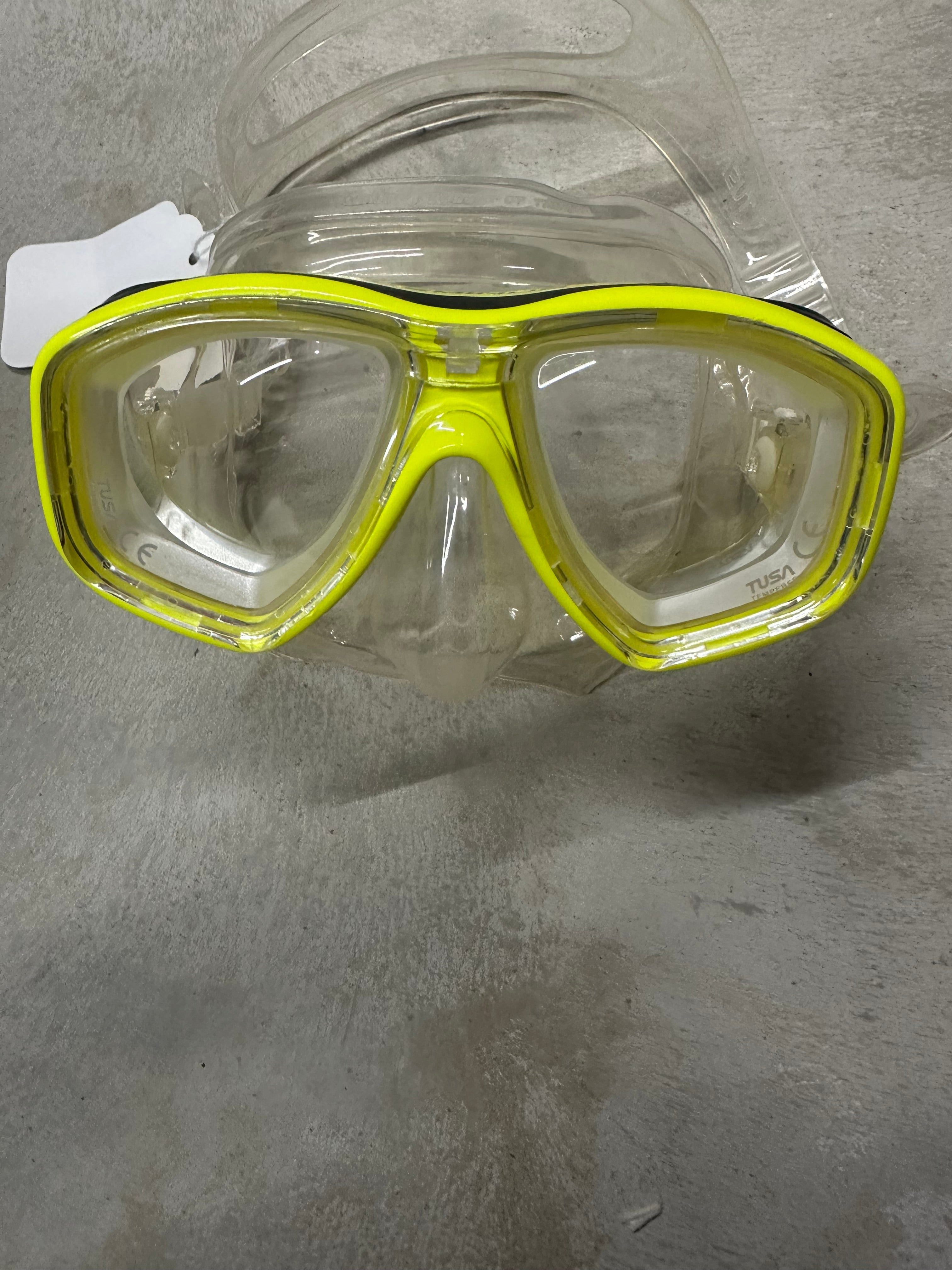 Tusa Geminus Used Optical Mask w/ -R -8 L -6.5 Yellow